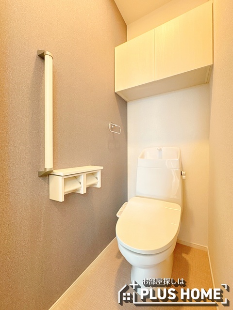 トイレ　類似写真