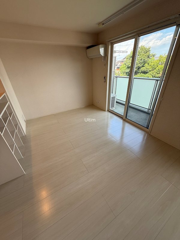 居室・リビング　※同タイプの他のお部屋です