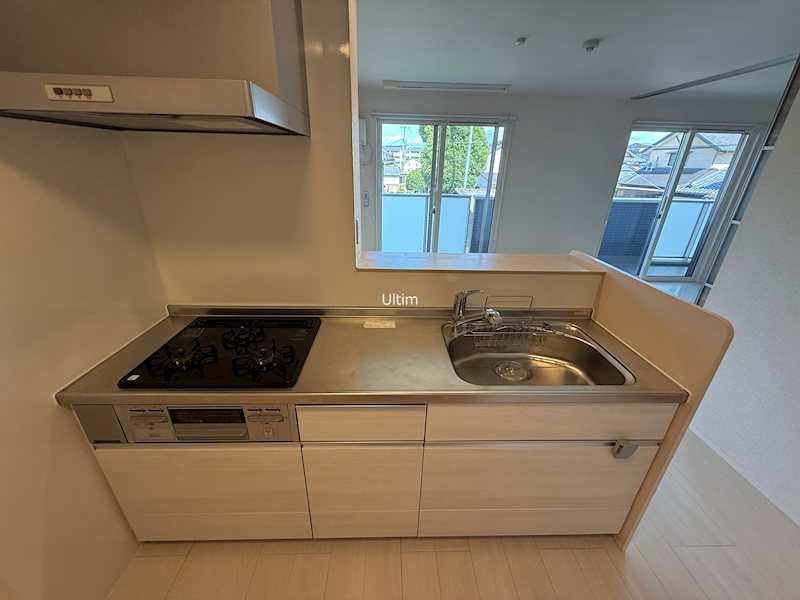 キッチン　※同タイプの他のお部屋です