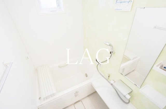 バス・シャワールーム　お風呂です。