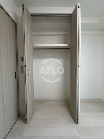 収納　Alivis新町　クローゼット