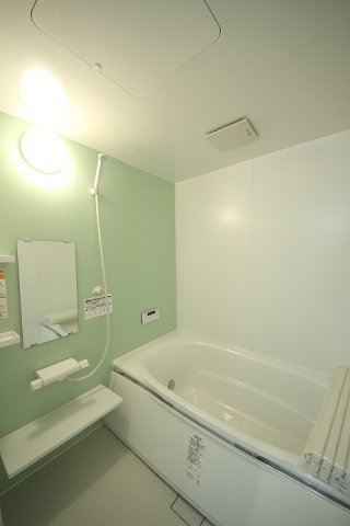 バス・シャワールーム　きれいなお風呂です