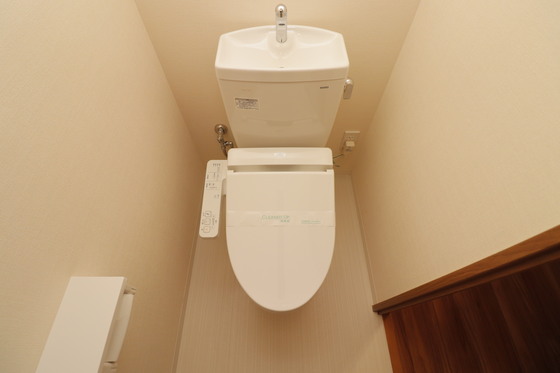 トイレ　※別部屋の写真です