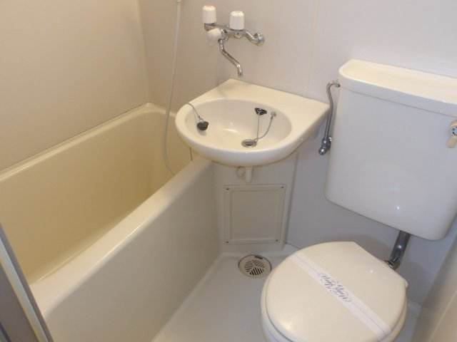 バス・シャワールーム　日々の暮らしに欠かせないお風呂です