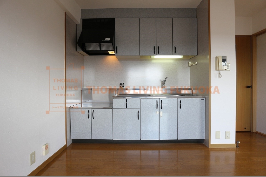 キッチン　大きなキッチンです。