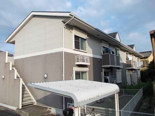 建物外観　外観は落ち着いています