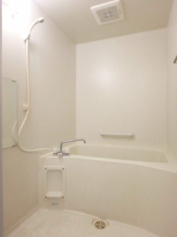 バス・シャワールーム　図面と現状に相違がある場合には現状を優先