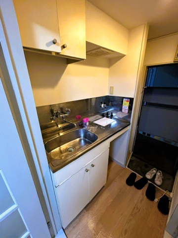 キッチン　※他号室の写真です。