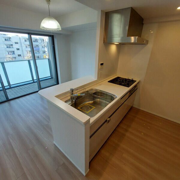 キッチン　キッチンでお料理をお楽しみください