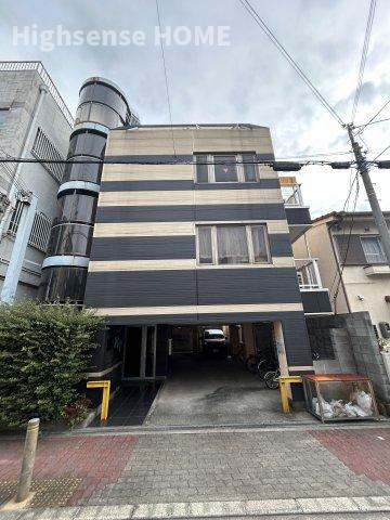 エントランス　毎日通るエントランスはこのようになっています