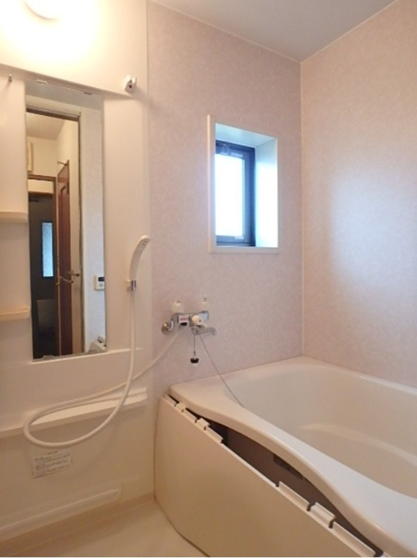 バス・シャワールーム　図面と現状に相違がある場合には現状を優先