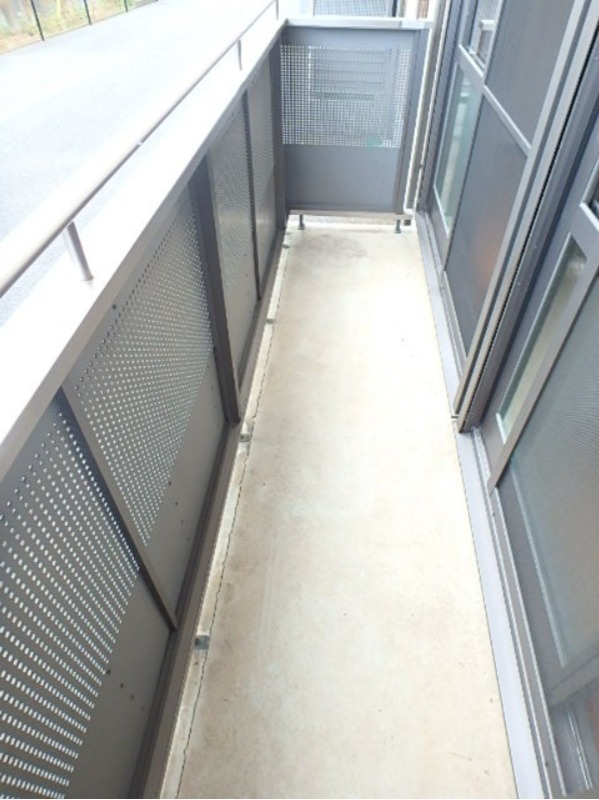 バルコニー　図面と現状に相違がある場合には現状を優先