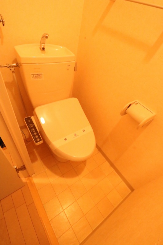 トイレ　温水洗浄便座☆