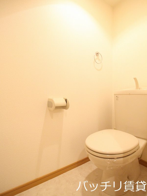 トイレ　同型イメージの為、現状を優先致します。