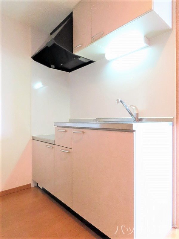 キッチン　同型イメージの為、現状を優先致します。