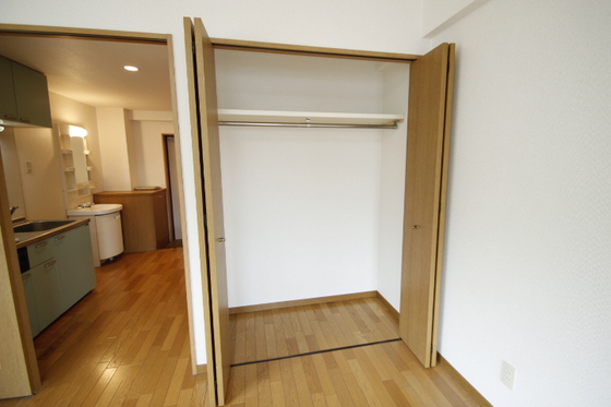 収納　※別号室の写真です