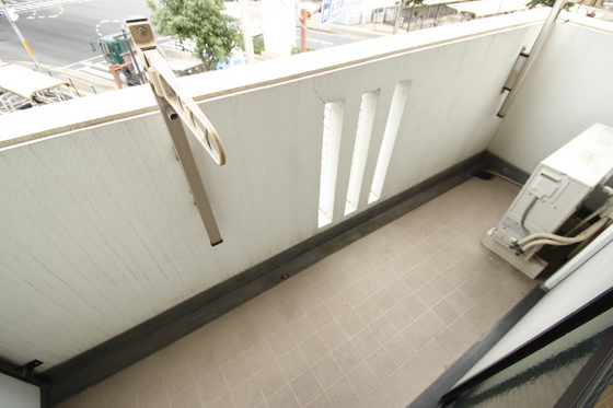 バルコニー　※別号室の写真です