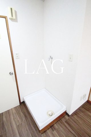 その他　室内洗濯機置き場です。