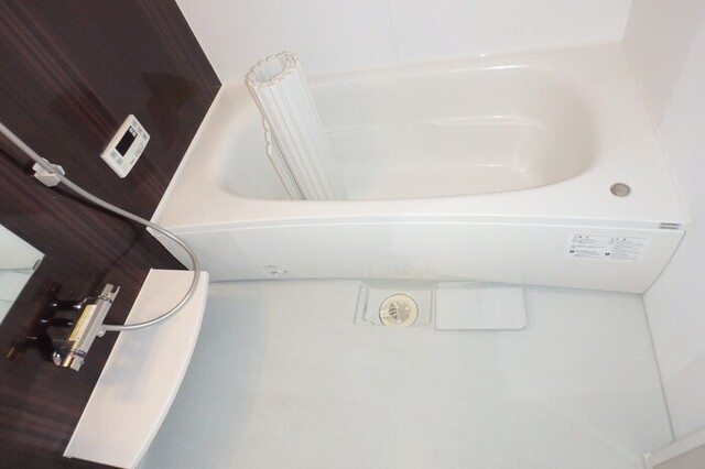 バス・シャワールーム　浴室