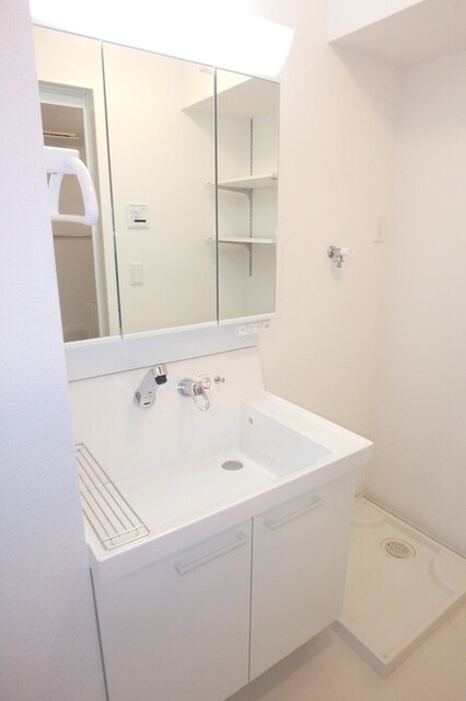 洗面設備　洗髪洗面化粧台