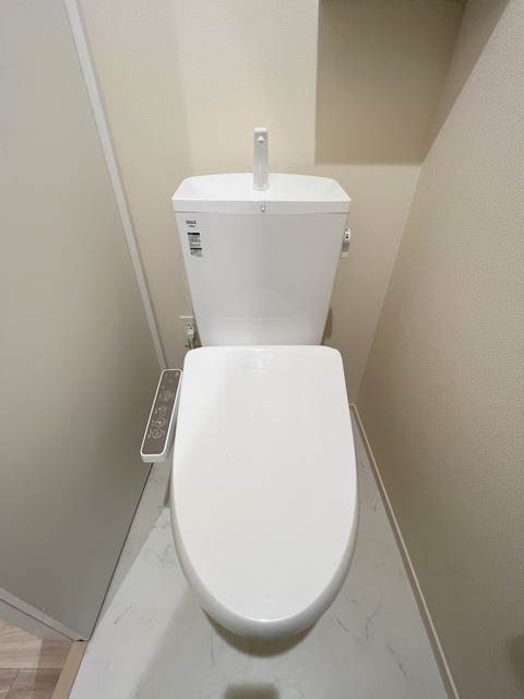 トイレ　★温水洗浄便座★