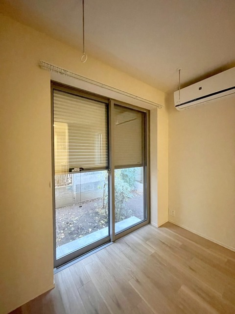 その他　★防犯シャッター　室内物干しフック★