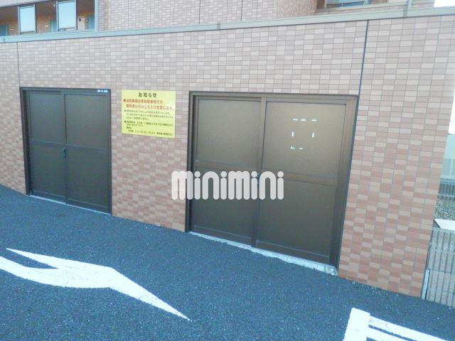 その他　敷地内ゴミ捨て場です