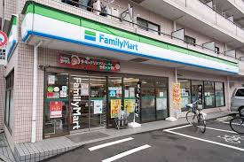 コンビニ　ファミリーマート 杉並桃井西店（コンビニ）まで111m