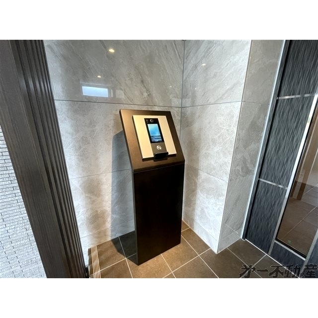 エントランス　オートロック