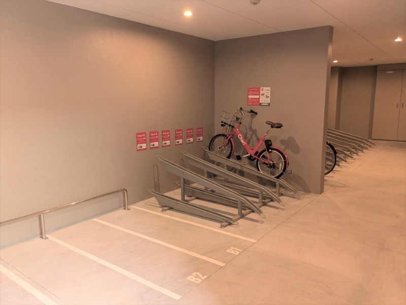 駐車場　駐輪スペース