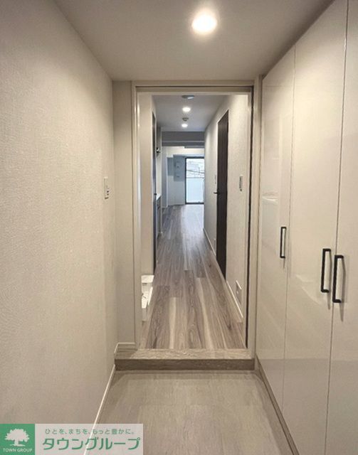 玄関　※写真は同タイプ住戸です。