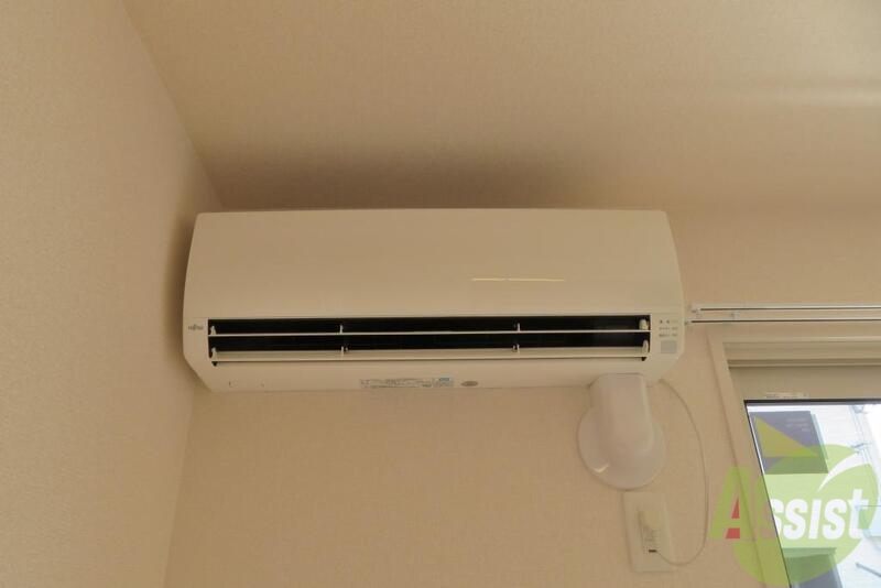 その他設備　エアコンがあるだけで冬の寒さと夏の暑さを防げますねー。