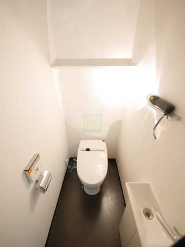 トイレ　内装写真　別部屋参考写真