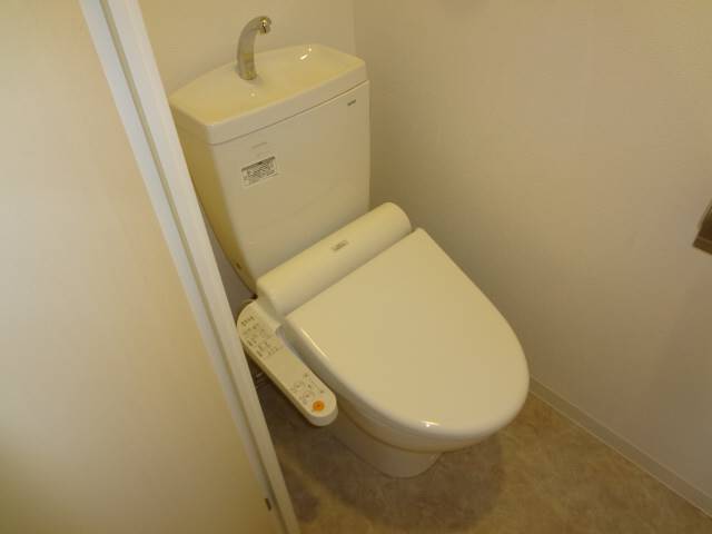 トイレ　トイレ