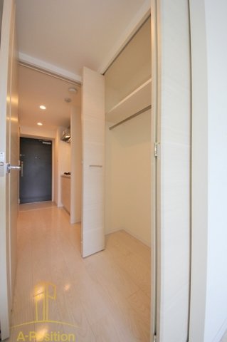 収納　サムティ福島PORTA