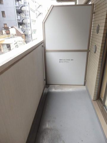 バルコニー　※別部屋の参考写真です。