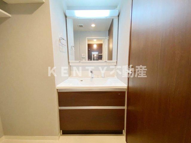 洗面設備　使いやすい洗面所です