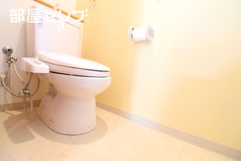 トイレ　温水洗浄便座のトイレです。