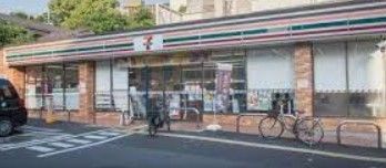 コンビニ　セブンイレブン文京春日1丁目店（コンビニ）まで230m