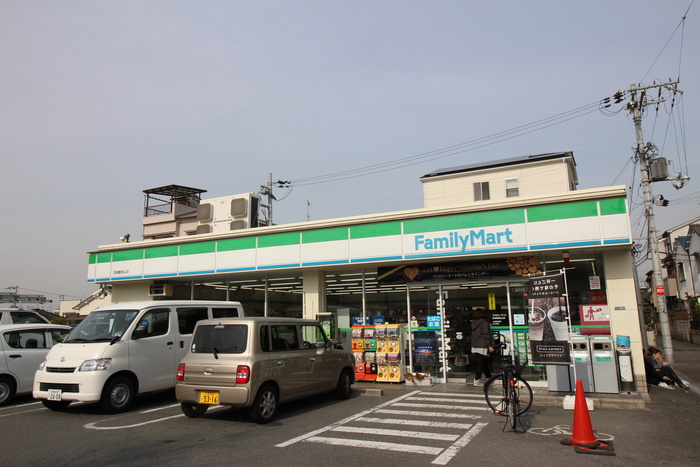 コンビニ　コンビニ（コンビニ）まで430m