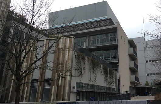 小学校　港区立芝浦小学校（小学校）まで352m