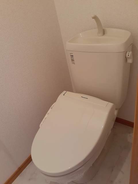 トイレ　図面と現状に相違がある場合には現状を優先