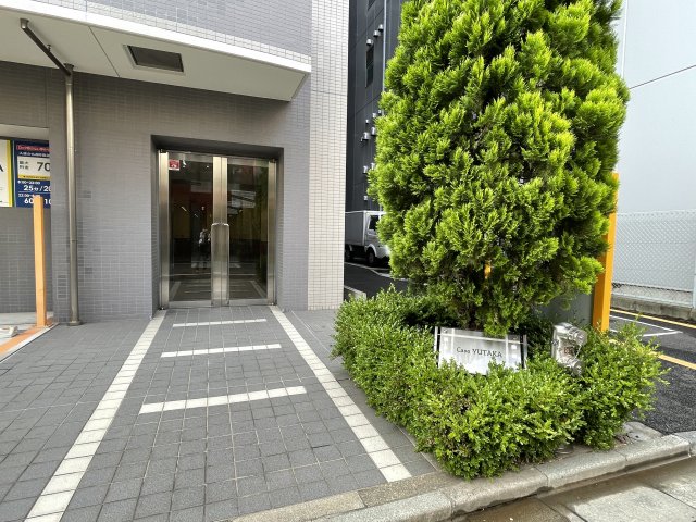 エントランス　カーサユタカ