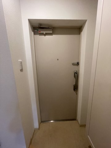 玄関　カーサユタカ