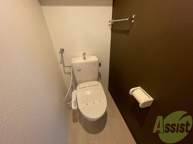 トイレ　トイレです。ウォシュレット付を探している方、おすすめです。