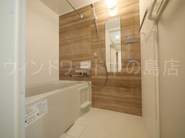 バス・シャワールーム　詳細は、ウィンドワード中の島店までご相談下さい。