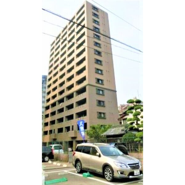 駐車場　ラ・ペール・モリ