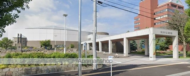 その他　恵庭市立図書館（その他）まで194m