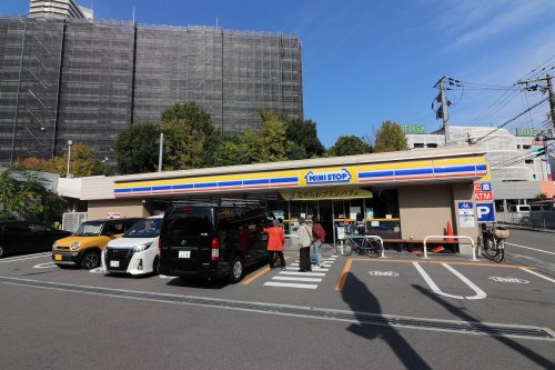 コンビニ　ミニストップ 都島友渕町店（コンビニ）まで765m