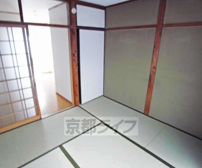 その他部屋・スペース　静かな廊下です